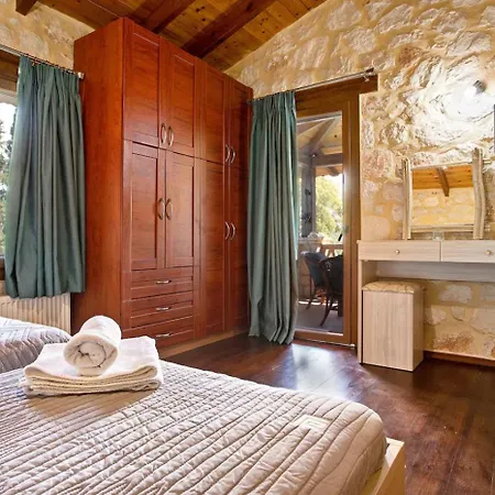 Cana - Rustic In Nature With Terrace * Lithakia (Zakynthos)